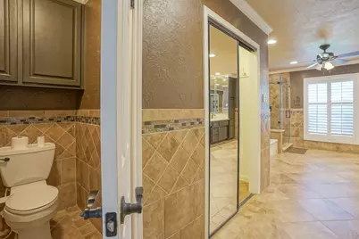 2108 Lakeway Drive, League City, TX 77573 - Photo 32