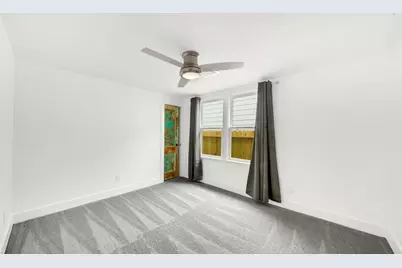 129 E 31st 1/2 Street, Houston, TX 77018 - Photo 12