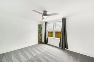 129 E 31st 1/2 St, Houston, TX 77018 - Photo 12