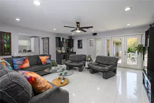 5634 Edith St, Houston, TX 77081 - Photo 4