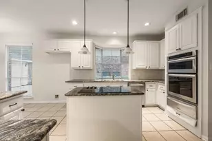 107 N N Sunny Slope Circle, The Woodlands, TX 77381 - Photo 12