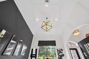 8802 Outview Ct, Houston, TX 77040 - Photo 12