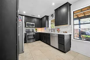 8802 Outview Ct, Houston, TX 77040 - Photo 16