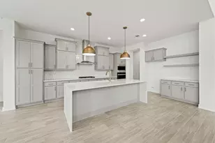 10614 Dina Yellow Dr, Cypress, TX 77433 - Photo 6