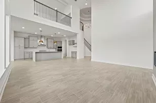 10614 Dina Yellow Dr, Cypress, TX 77433 - Photo 4