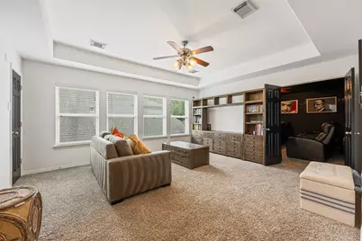 58 S Longsford Circle, The Woodlands, TX 77382 - Photo 16