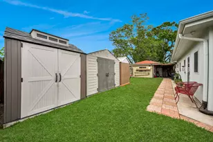 8407 Bandridge Rd, La Porte, TX 77571 - Photo 32