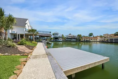 218 Catamaran Drive, Tiki Island, TX 77554 - Photo 28