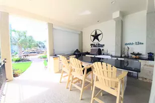 218 Catamaran Dr, Tiki Island, TX 77554 - Photo 10