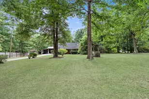 1054 Bryan Ln, Lumberton, TX 77657 - Photo 2