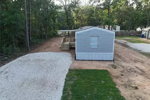 715 Windwood Dr, Livingston, TX 77351 - Photo 4