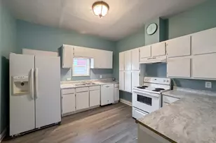 3714 Ball, Galveston, TX 77550 - Photo 12