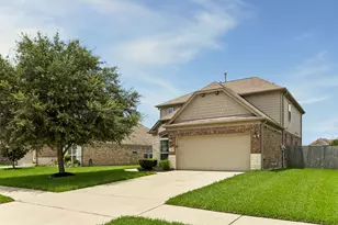3010 Coachmaker Trl, Rosenberg, TX 77471 - Photo 2