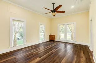 919 N Avenue A, Freeport, TX 77541 - Photo 12