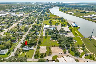 919 N Avenue A, Freeport, TX 77541 - Photo 40