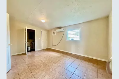 547 W Obion Road, Houston, TX 77091 - Photo 6