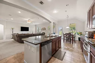 987 Astoria Ln, League City, TX 77573 - Photo 12