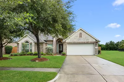 987 Astoria Lane, League City, TX 77573 - Photo 2