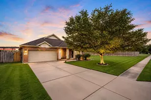 8227 Shady Grove, Baytown, TX 77523 - Photo 2
