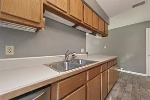 16643 Seawolf Dr, Houston, TX 77062 - Photo 12