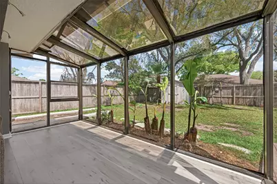 16643 Seawolf Drive, Houston, TX 77062 - Photo 8