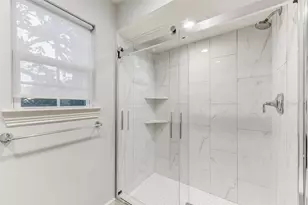 7505 Brompton St, Houston, TX 77025 - Photo 12