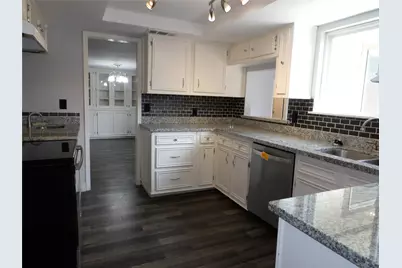 10758 Boardwalk Street, Houston, TX 77042 - Photo 4