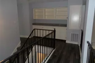 10758 Boardwalk St, Houston, TX 77042 - Photo 12