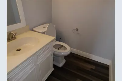 10758 Boardwalk Street, Houston, TX 77042 - Photo 8