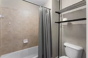 78 S Bardsbrook Cir, The Woodlands, TX 77382 - Photo 38