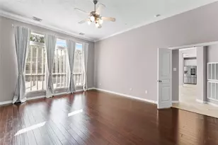 78 S Bardsbrook Cir, The Woodlands, TX 77382 - Photo 18