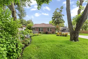 906 Higgins, Humble, TX 77338 - Photo 6