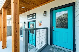 2827 B Ave Q, Galveston, TX 77550 - Photo 8