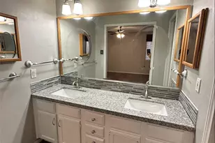 3023 Mosby Dr, Sugar Land, TX 77479 - Photo 8