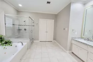 4831 Whitby Cir, Sugar Land, TX 77479 - Photo 4