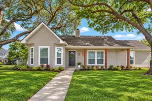1411 Bittersweet Ct, Richmond, TX 77406 - Photo 2