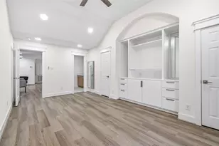 1037 Town Pl St, Houston, TX 77057 - Photo 26