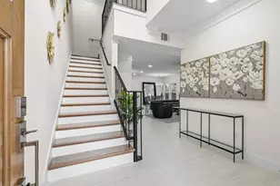 1037 Town Pl St, Houston, TX 77057 - Photo 4