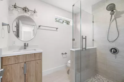 1037 Town Place Street, Houston, TX 77057 - Photo 24