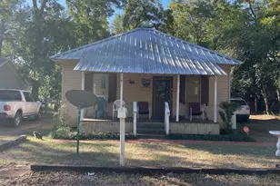703 E Terrell Ave, Crockett, TX 75835 - Photo 2