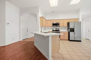 4112 Merlet Dr, Pearland, TX 77584 - Photo 4