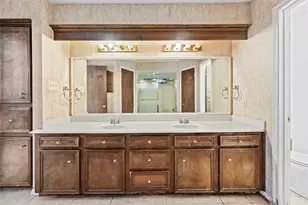 14915 Sun Harbor Dr, Houston, TX 77062 - Photo 16