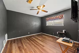 14915 Sun Harbor Dr, Houston, TX 77062 - Photo 20