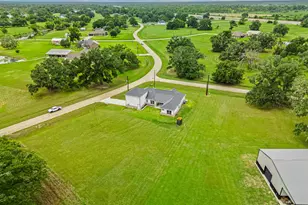500 Campfire Trail, Angleton, TX 77515 - Photo 28