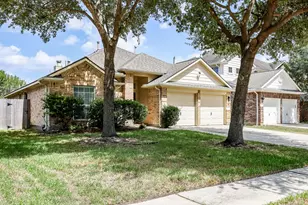9426 Edgeloch Dr, Spring, TX 77379 - Photo 2