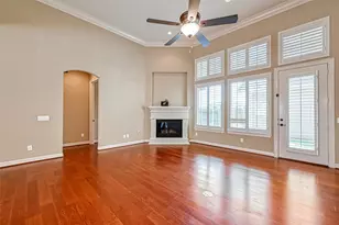 5014 Fairford Dr, Sugar Land, TX 77479 - Photo 10