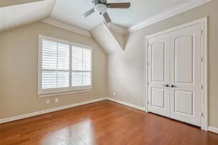5014 Fairford Dr, Sugar Land, TX 77479 - Photo 6