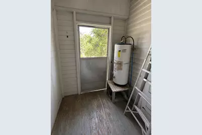 505 W Sixth Street, Brenham, TX 77833 - Photo 8