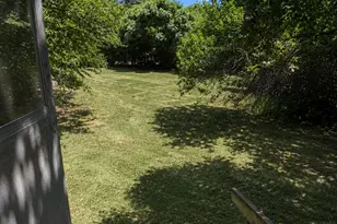 505 W 6th St, Brenham, TX 77833 - Photo 14