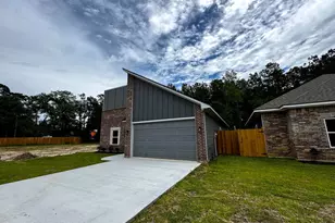 10750 Vinson St, Beaumont, TX 77713 - Photo 2